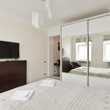 Nice & Cheap Apartment And Free Parking Рига Экстерьер фото
